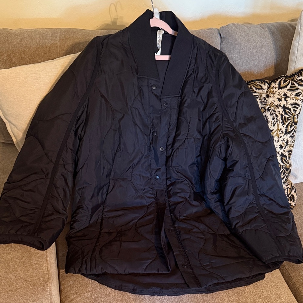 lululemon athletica Black Quilted jacket